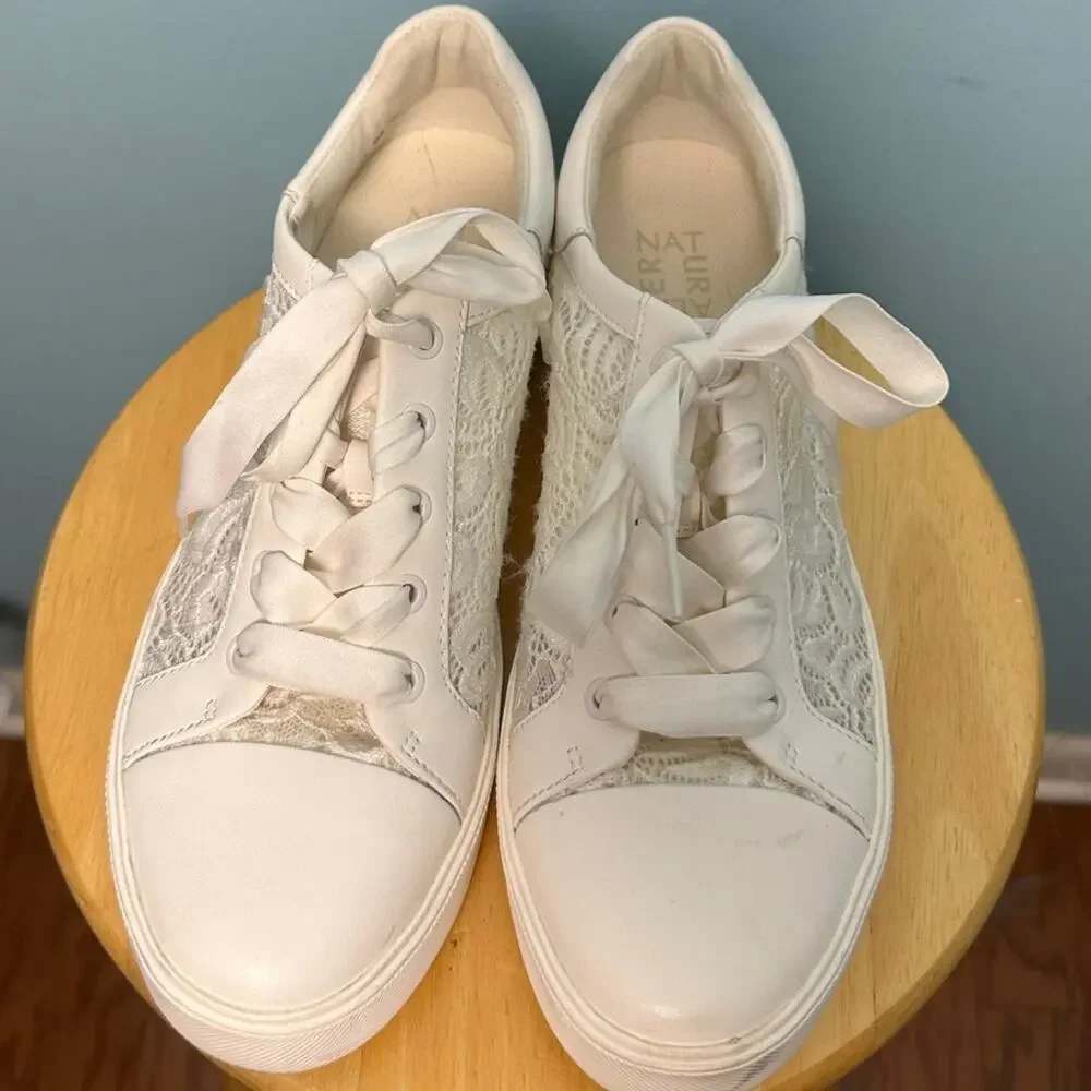 Naturalizer Morrison 2.1 white lace sneakers 9.5 bridal, summer, wedding,